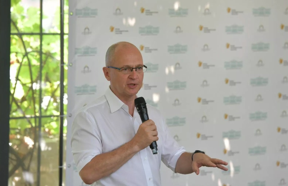 Сергей Кириенко анонсировал грантовый конкурс для абхазских НКО